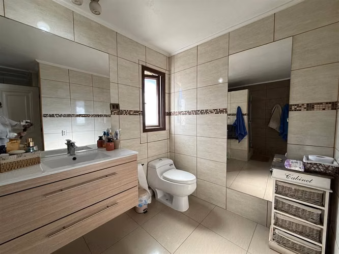 Casa en venta en Condominio cerrado 24/7 Sector Santa Ester