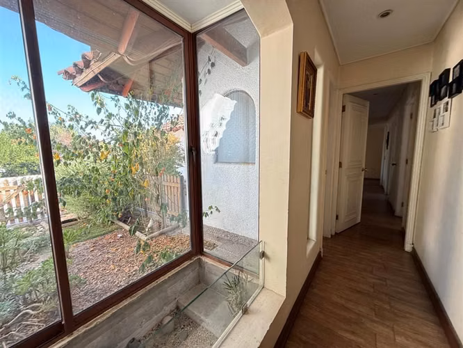 Casa en venta en Condominio cerrado 24/7 Sector Santa Ester