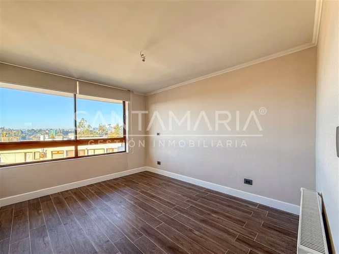 Departamento en venta de 3 dorm. en Lomas San Andres