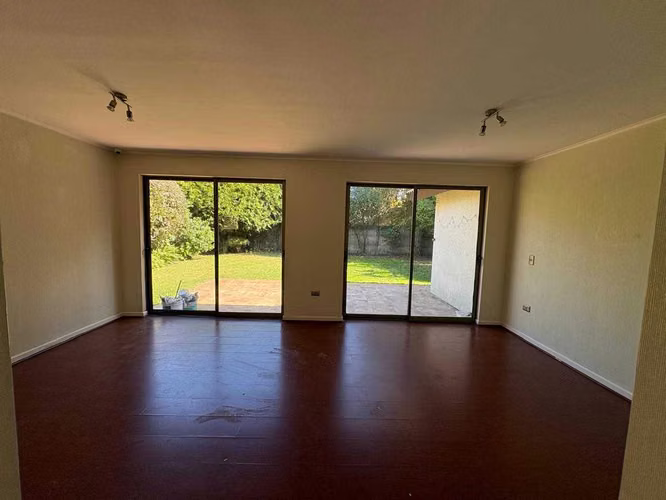 SE VENDE HERMOSA CASA EN QUILAMAPU (160394)
