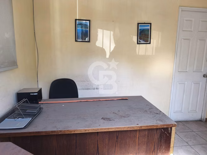 Terreno uso comercial en Macul, Amplio y bien conectado