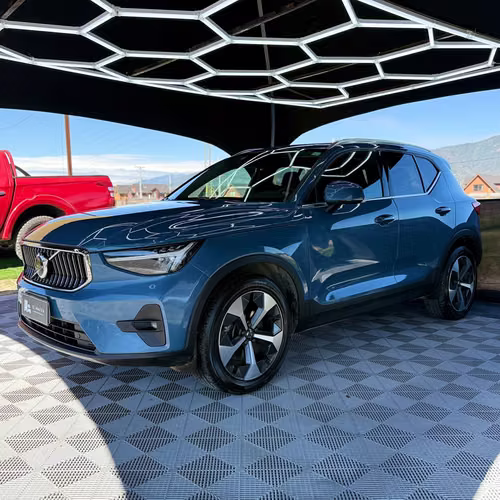 Volvo XC40 B4 ULTIMATE 2.0 AUT (2023)