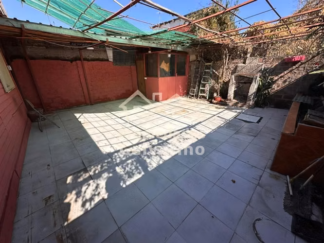 Casa en venta de 2 dorm. en Cerro Navia