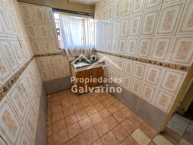 Casa en venta de 2 dorm. en Cerro Navia