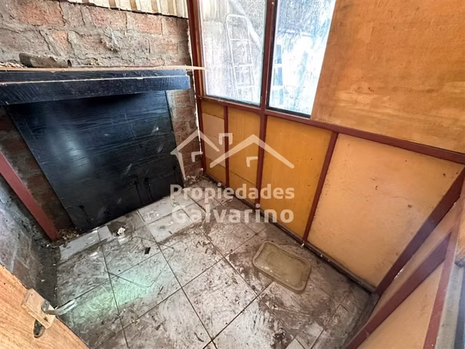 Casa en venta de 2 dorm. en Cerro Navia