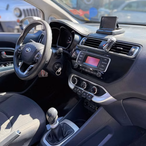 Kia Rio 4 2017 - Imagen 9
