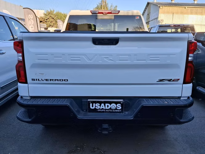 CHEVROLET SILVERADO 2023