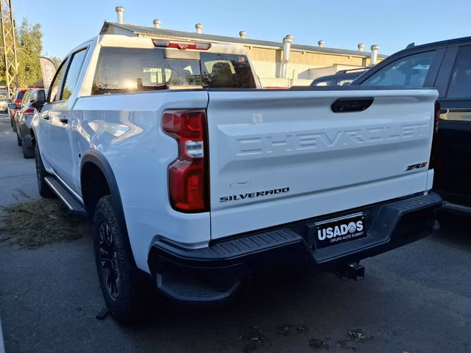 CHEVROLET SILVERADO 2023