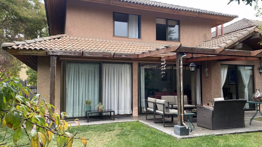 Casa en Venta Huechuraba. 3 Dorm, 3 baños