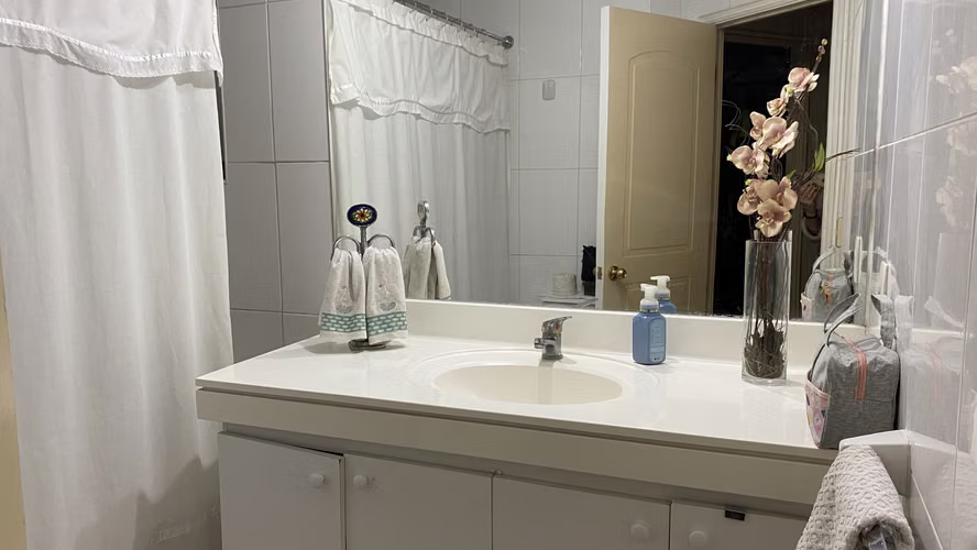 Casa en Venta Huechuraba. 3 Dorm, 3 baños