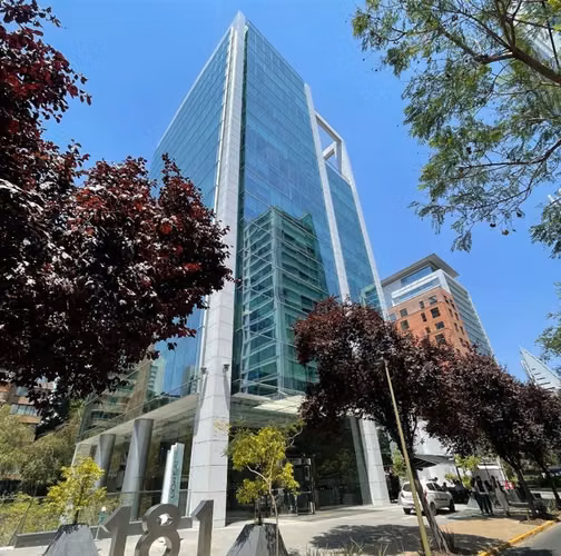 Arriendo OFICINA en Edificio Magdalena Norte en Las Condes