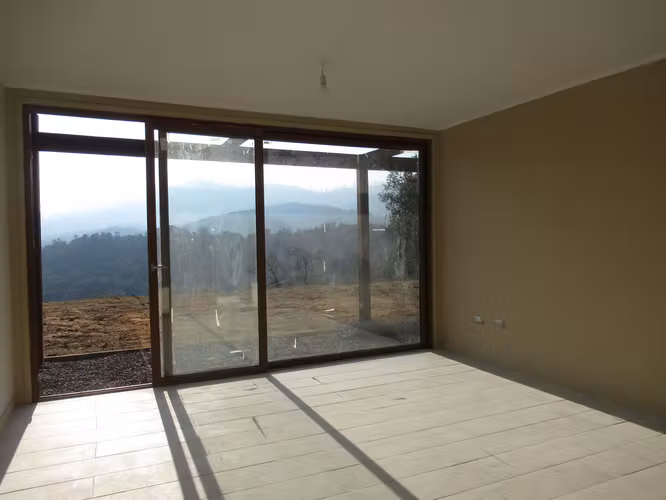 PARCELA CON CASA NUEVA DE 4 D Y 4 B , HACIENDA LO OROZCO - Imagen 11