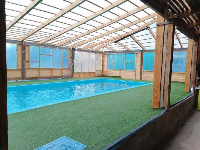PARCELA  CON CASA Y PISCINA TECHADA , ALGARROBO