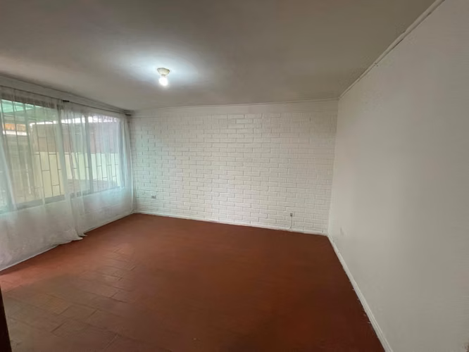 CASA EN VENTA BUENA OPORTUNIDAD !! - Imagen 2