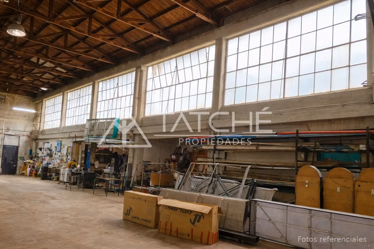 GALPÓN Y EDIFICIO 3 PISOS, 9 PRIV, BOD, BAÑOS 1500 M2 CONST - Imagen 19