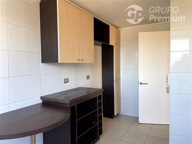 Departamento en venta de 4 dorm. en Viña del Mar