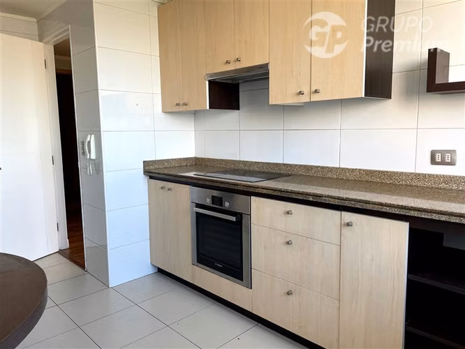 Departamento en venta de 4 dorm. en Viña del Mar