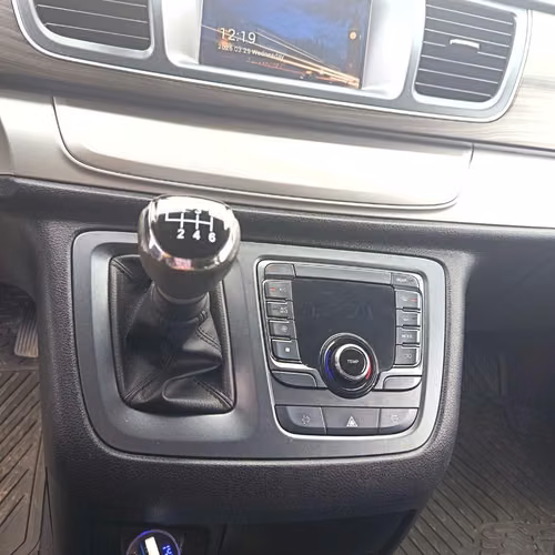 MAXUS G10 minibús