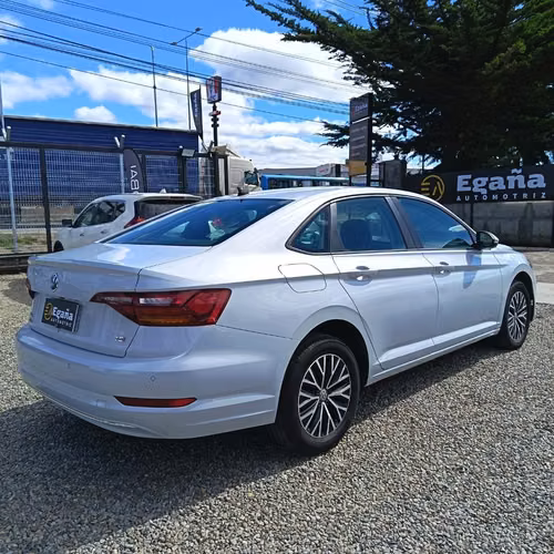 Volkswagen JETTA SEDAN 2019