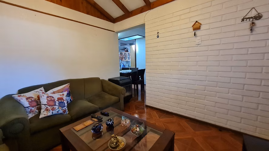 LINDA CASA DE 1 PISO, PASAJE CERRADO - Imagen 5