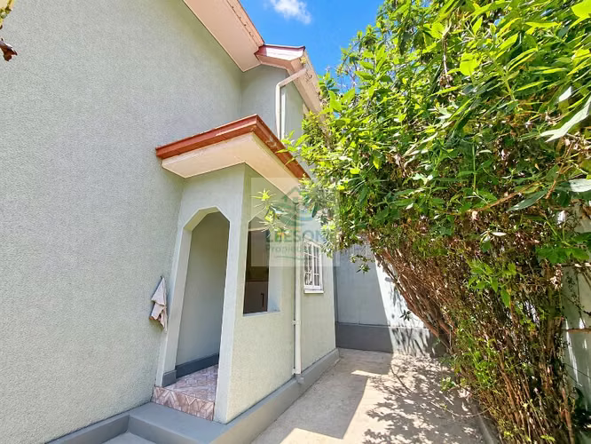 CERRO MERCED-VENTA CASA AMPLIA 3D/2B EXCELENTE UBICACIÓN - Imagen 19