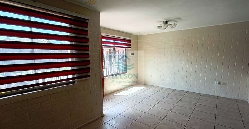 COQUIMBO-VENTA DE CASA 3D/3B EXCELENTE UBICACIÓN - Imagen 3