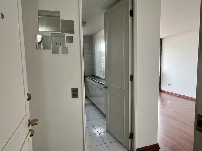 EN VENTA 2 DORMTORIOS, 2 BAÑOS - Imagen 2