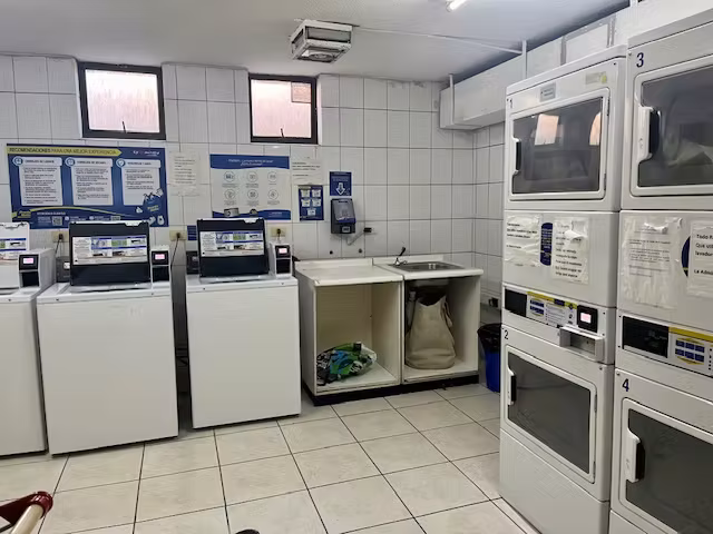 EN VENTA 2 DORMTORIOS, 2 BAÑOS - Imagen 25