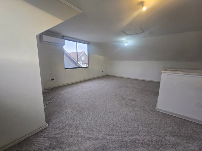 VENTA CASA 3P  EN  CONDOMINIO LOS NARANJOS 152 MTS2