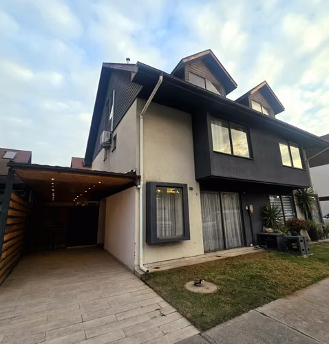 VENTA CASA 3P  EN  CONDOMINIO LOS NARANJOS 152 MTS2