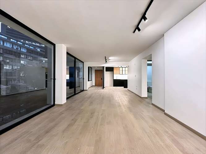 AMPLIO DEPTO CON HOME OFFICE EN METRO TOBALABA - Imagen 4