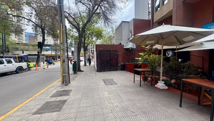 MINIMARKET CON COMIDA AL PASO, CLIENTELA FIDELIZADA