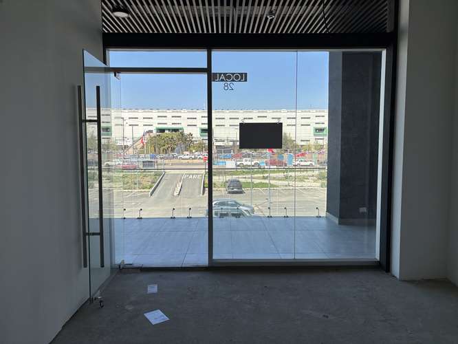 LOCAL COMERCIAL NUEVO EN ARRIENDO - Imagen 13