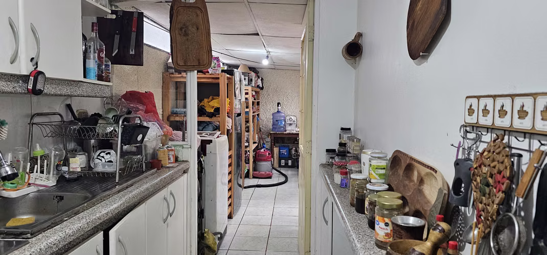 LINDA CASA EN SECTOR SEGURO Y CERCA DE TODO - Imagen 11
