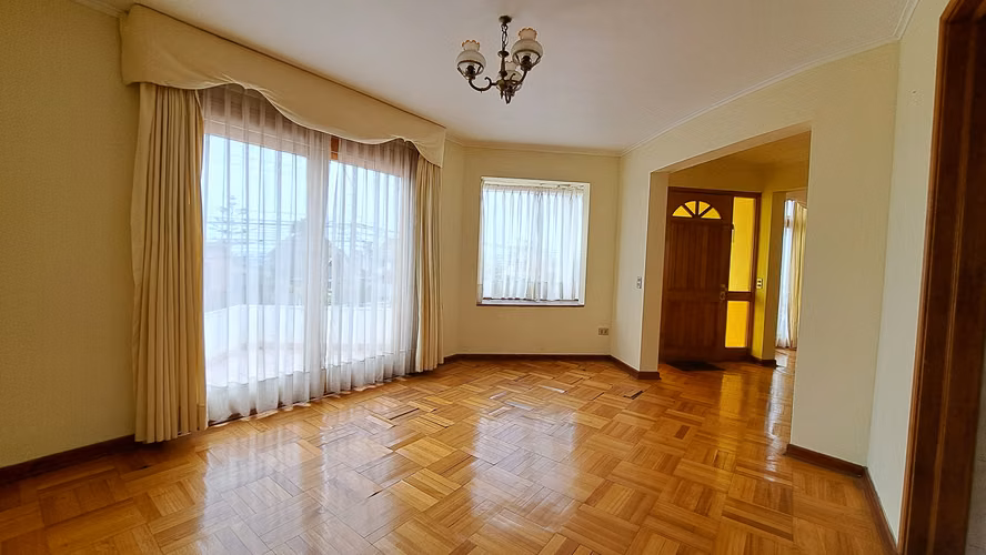 HERMOSA Y AMPLIA CASA EN LA SERENA, SECTOR SAN JOAQUIN