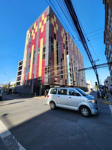ARRIENDA OFICINA CENTRICA A UNA CUADRA DE LA PLAZA DE ARMAS