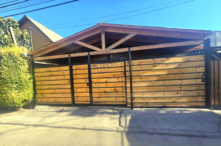 VENTA CASA 1 PISO  EN MAIPÚ 133 MTS2 3H 1B 1E