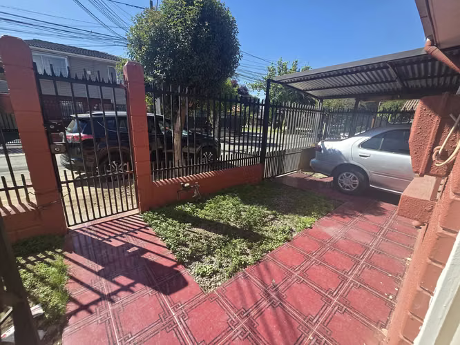 VENTA CASA 1P  EN SANTA MARIA DE MAIPÚ  3H 2B 1E - Imagen 1