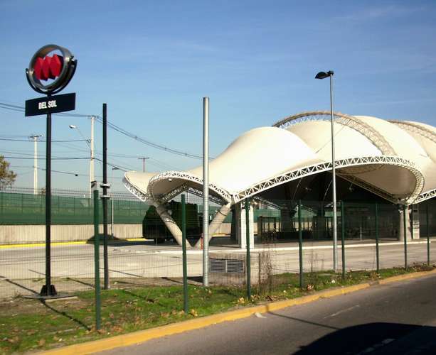 VENTA EN MAIPÚ 6H 2B 1E  A PASOS DE METRO EL SOL - Imagen 25