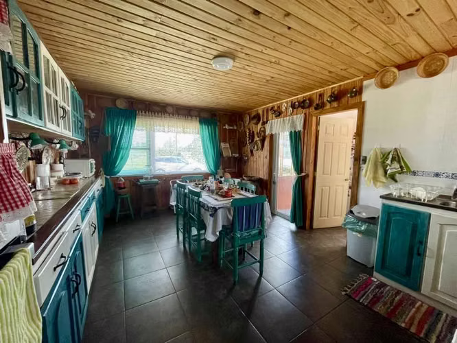 HERMOSA PARCELA EN VENTA, 4 DORMITORIOS, 4 BAÑOS