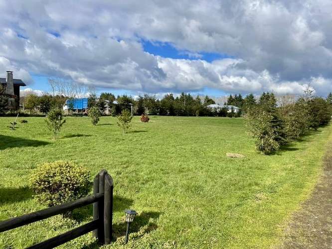 HERMOSA PARCELA EN VENTA, 4 DORMITORIOS, 4 BAÑOS