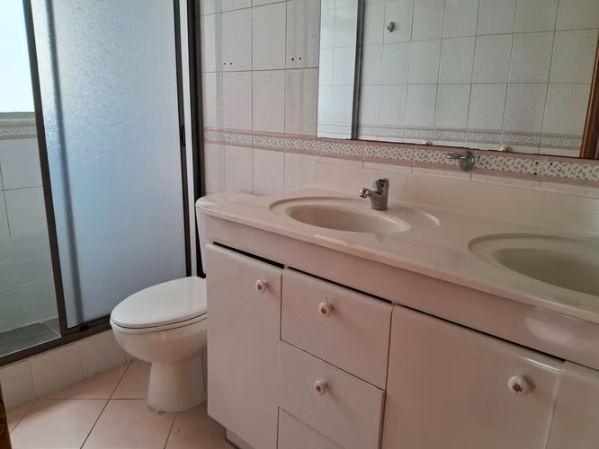 VENTA DE CASA EN  AVENIDA GABRIELA MISTRAL