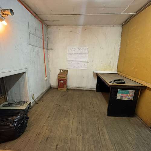 SE VENDE AMPLIA CASA CON POTENCIAL COMERCIAL - Imagen 4