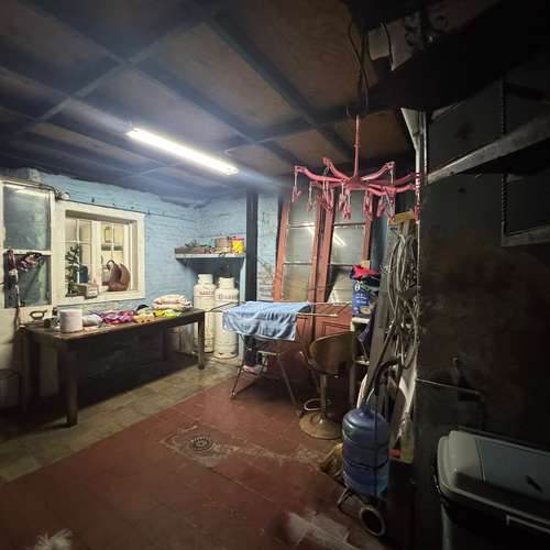 SE VENDE AMPLIA CASA CON POTENCIAL COMERCIAL - Imagen 22