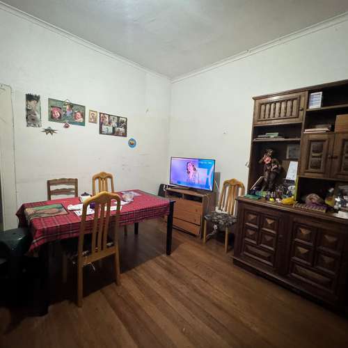 SE VENDE AMPLIA CASA CON POTENCIAL COMERCIAL