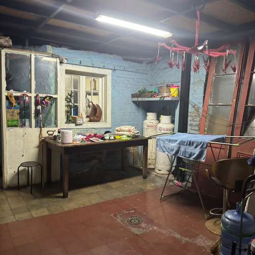 SE VENDE AMPLIA CASA CON POTENCIAL COMERCIAL - Imagen 20