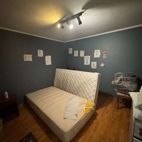 SE VENDE AMPLIA CASA CON POTENCIAL COMERCIAL - Imagen 2