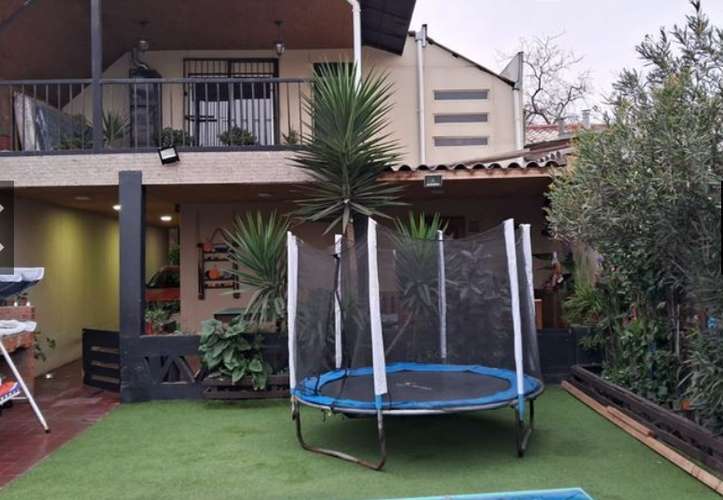 VENTA CASA 2 PISOS, 190 M2 ÚTILES Y 306 M2 TERRENO - Imagen 2