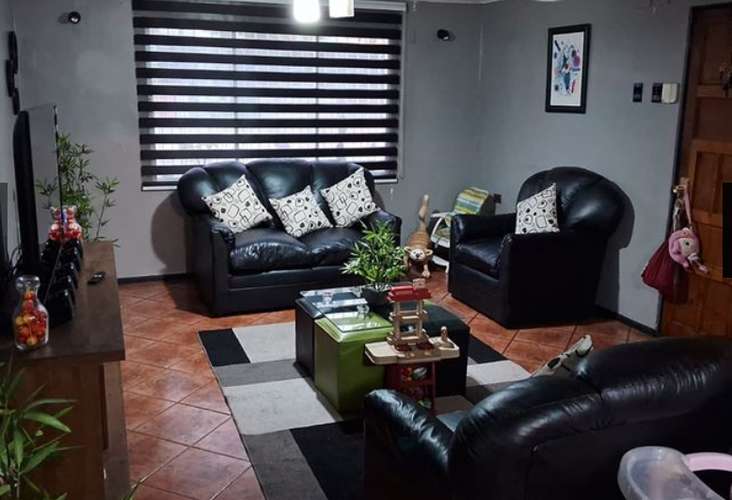 VENTA CASA 2 PISOS, 190 M2 ÚTILES Y 306 M2 TERRENO - Imagen 3