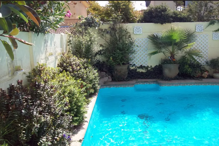 CASA EN VENTA EN LAS VENDIMIA SUR